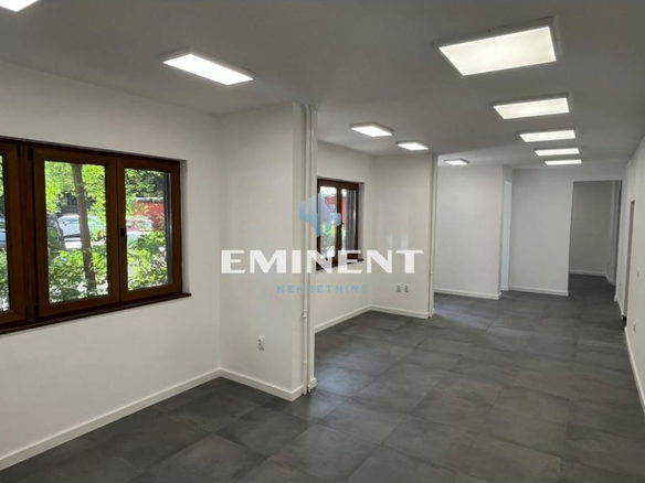 Lokal Izdavanje Beograd Blok 11c - Stari Merkator 75 m2