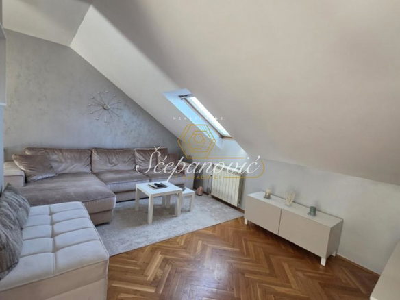 Stan Prodaja Novi Sad  55 m2