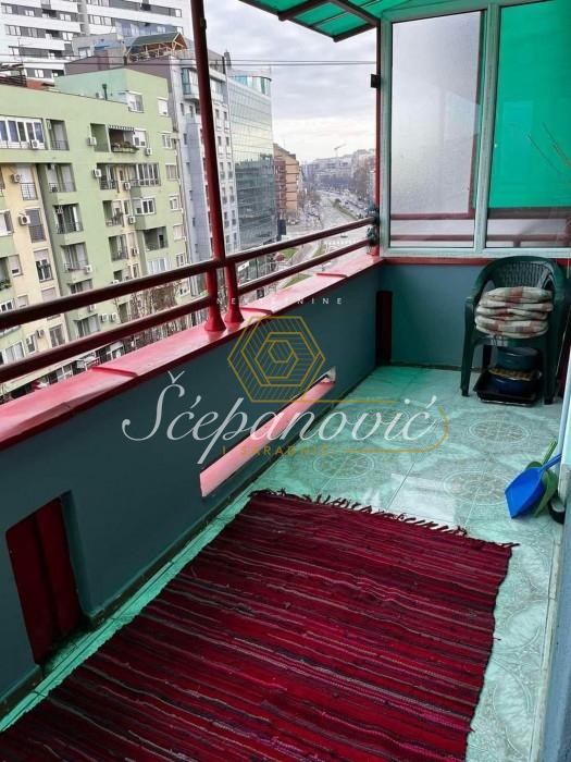 Trosoban stan na prodaju, Grbavica, Novi Sad, 71m², 166.000 €