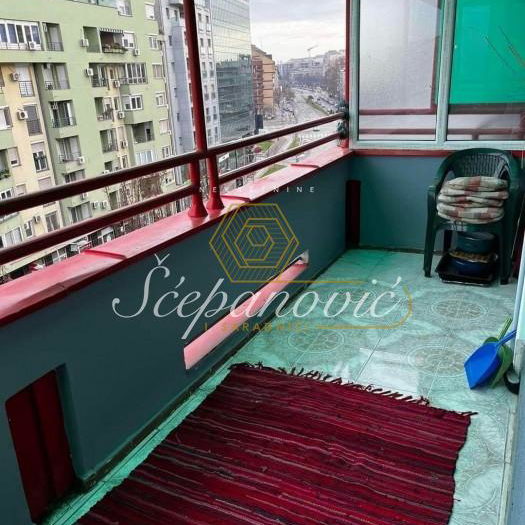Trosoban stan na prodaju, Grbavica, Novi Sad, 71m², 166.000 €