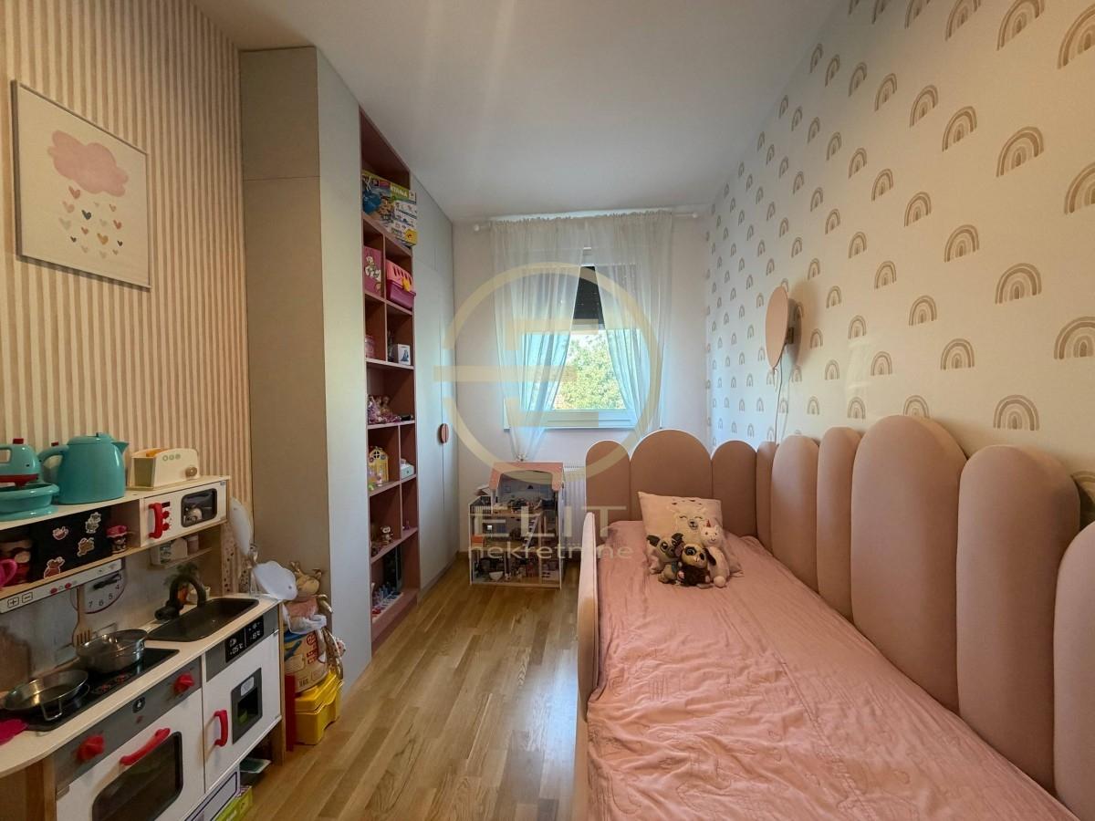 nekretnine-prodaja-ocJCohda2N Četvorosoban stan na prodaju, Telep, Novi Sad, 77m², 265.000 €