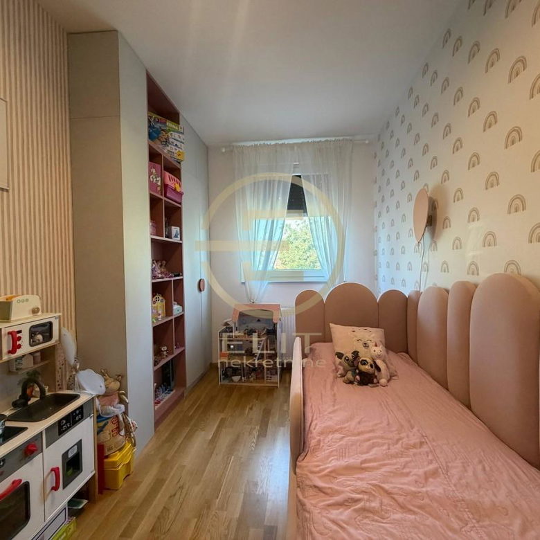 Četvorosoban stan na prodaju, Telep, Novi Sad, 77m², 265.000 €