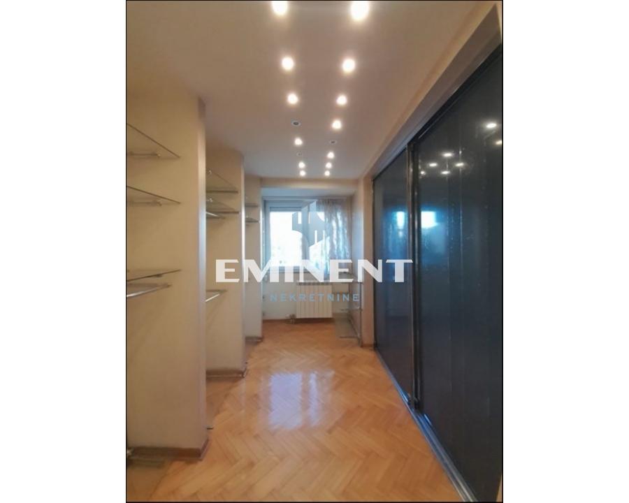 Dvosoban stan za izdavanje, Južni Bulevar, Beograd, 66m², 850 €/mes