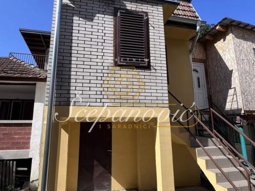 Kuća Prodaja Novi Sad  19 m2
