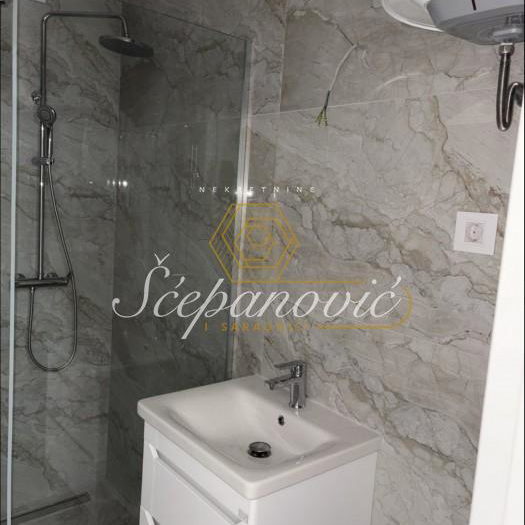 Stan Prodaja Novi Sad  28 m2