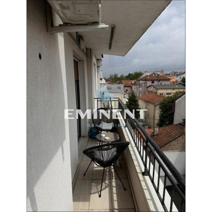 Dvosoban stan za izdavanje, Tc Zira, Beograd, 44m², 650 €/mes