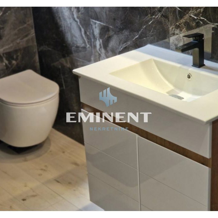 Višesoban stan za izdavanje, Ledine, Beograd, 160m², 2.750 €/mes