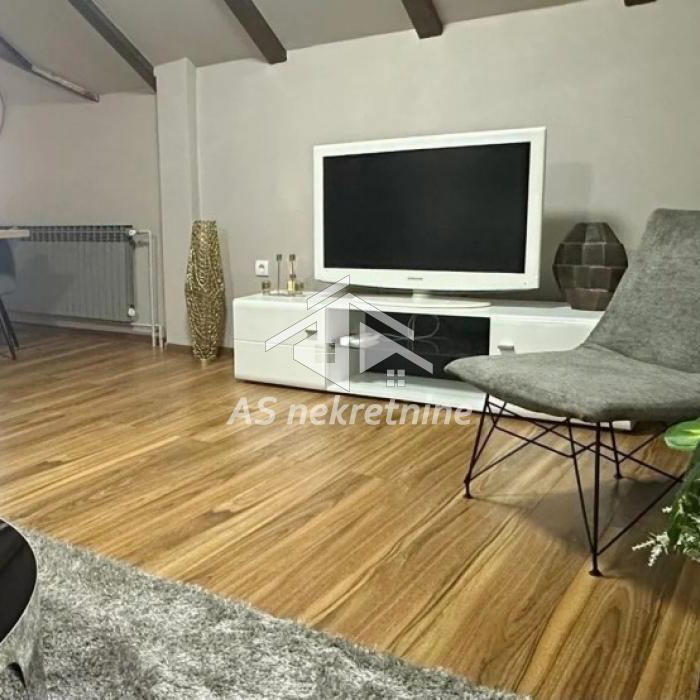 Stan Izdavanje Beograd Filmski Grad 60 m2