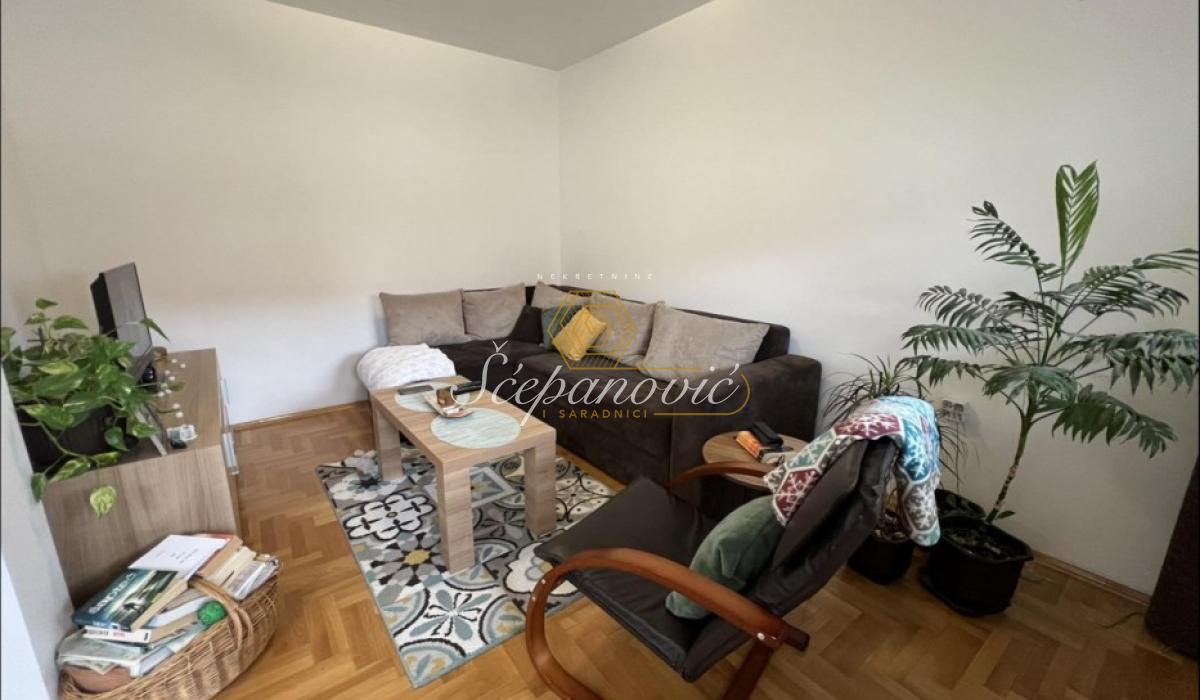 Četvorosoban stan na prodaju, Telep, Novi Sad, 77m², 174.000 €