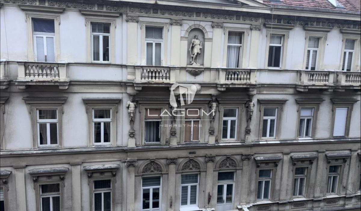 Trosoban stan za izdavanje, Knez Mihailova, Beograd, 89m², 1.400 €/mes