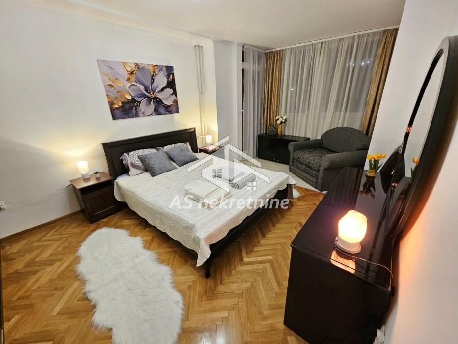 nekretnine-prodaja-vDslrDHjFw Trosoban stan za izdavanje, Slavija, Beograd, 85m², 1.000 €/mes