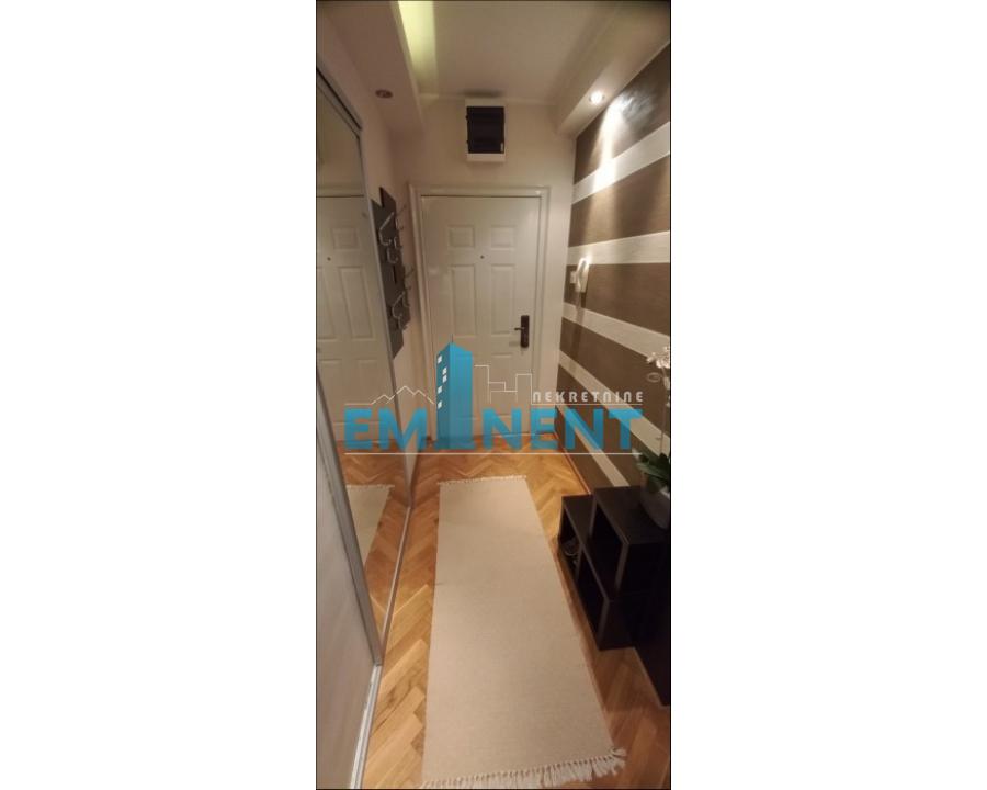 Trosoban stan za izdavanje, Voždovačka Crkva, Beograd, 53m², 800 €/mes