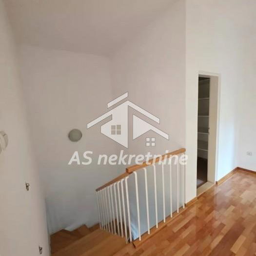 Četvorosoban stan za izdavanje, Dedinje, Beograd, 104m², 1.500 €/mes
