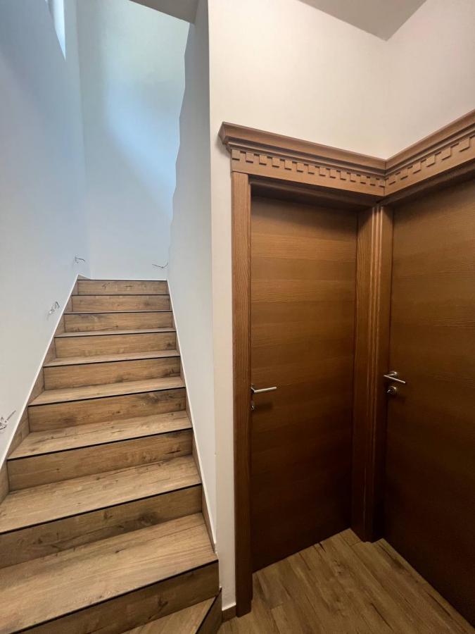 nrkqr6vvsy-photo-2024-10-09-09-38-04 Kuća na prodaju, Sremska Kamenica, Novi Sad, 226m², 390.000 €