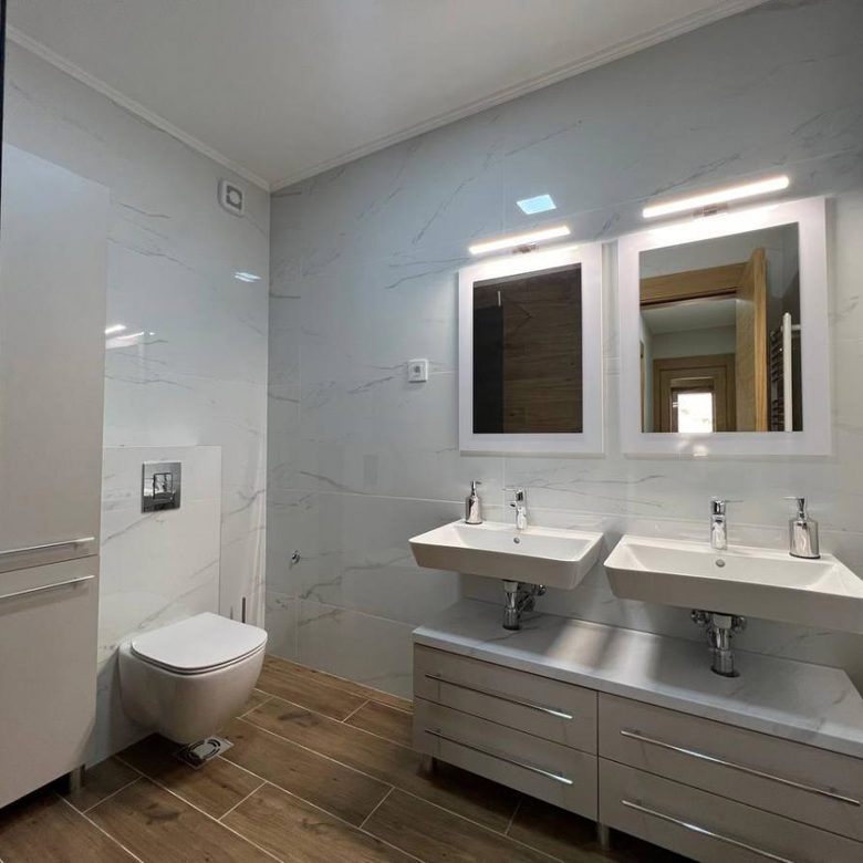 Lokal za izdavanje, Centar, Novi Sad, 101m², 1.700 €/mes