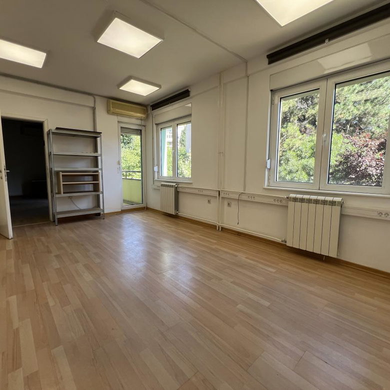 Lokal za izdavanje, Liman 1, Novi Sad, 220m², 2.420 €/mes