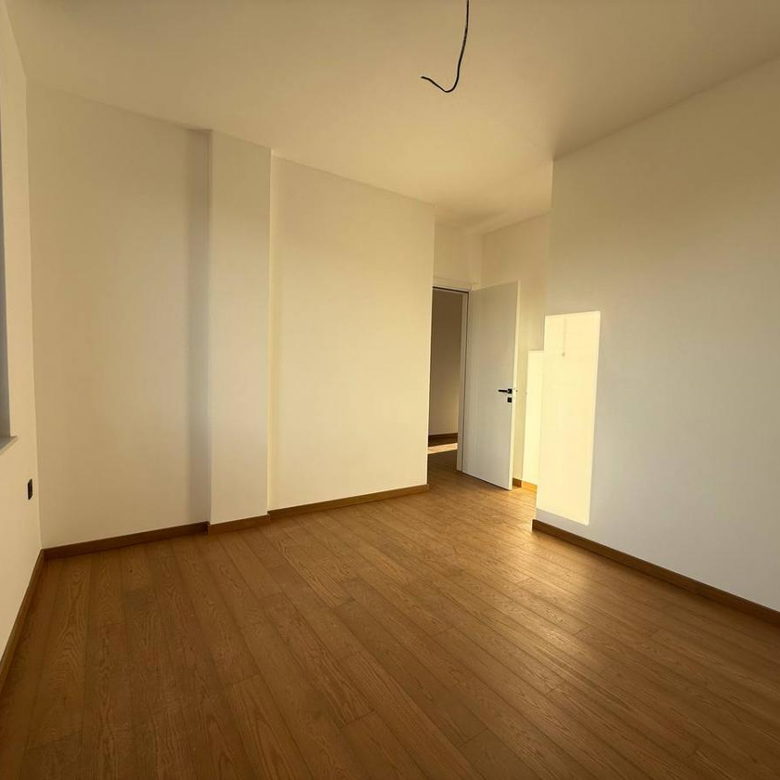 Petosoban stan na prodaju, Bulevar Patrijarha Pavla, Novi Sad, 135m², 360.000 €