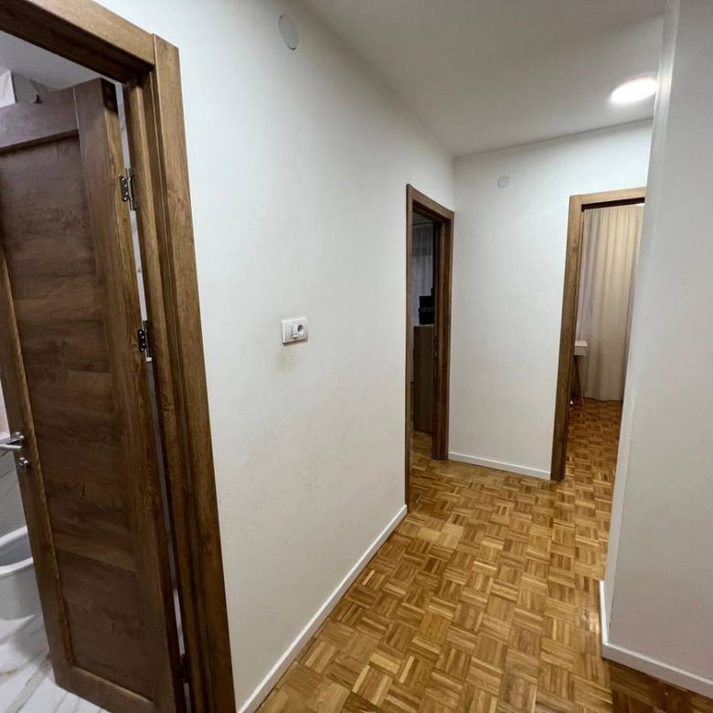 Stan Prodaja Novi Sad  96 m2