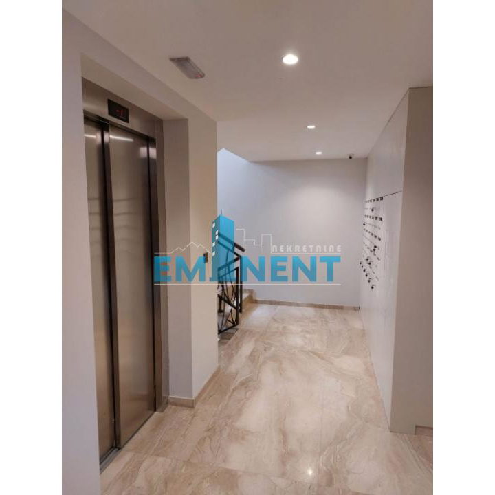 Dvosoban stan za izdavanje, Lekino Brdo, Beograd, 35m², 600 €/mes