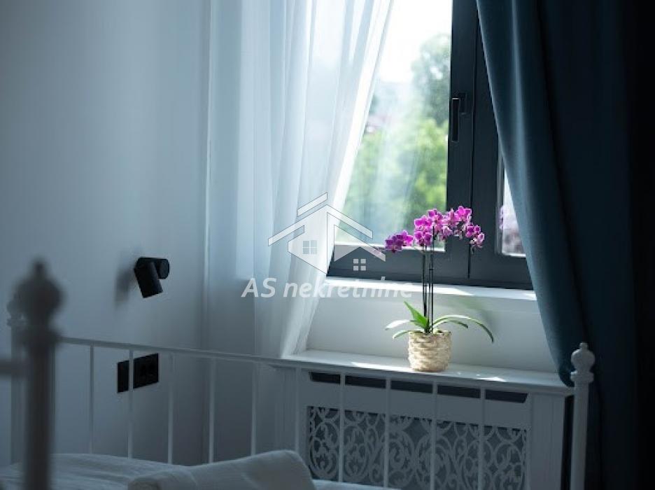 prodaja-kuca-0mA3y7yp2A Trosoban stan za izdavanje, Cara Dušana, Beograd, 75m², 1.200 €/mes