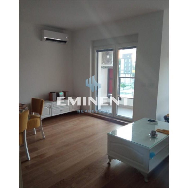 Stan Izdavanje Beograd Tošin Bunar 70 m2