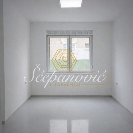 Lokal Izdavanje Novi Sad  144 m2