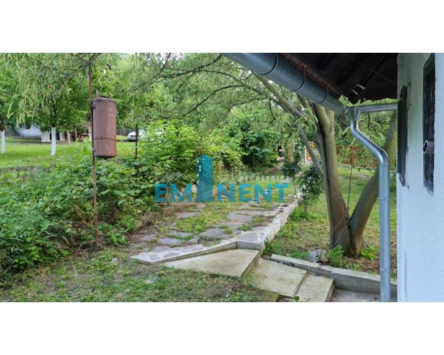 Kuća Prodaja Inđija  172 m2