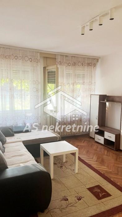 Stan Izdavanje Beograd Blok 33 - Geneks 62 m2