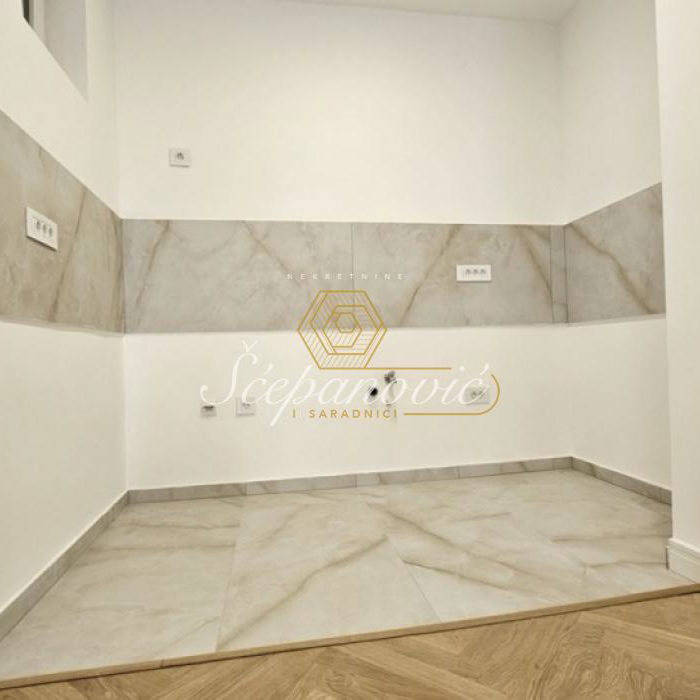 Stan Prodaja Novi Sad  75 m2