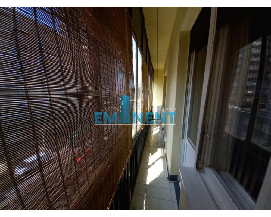 Trosoban stan za izdavanje, Slavija, Beograd, 72m², 1.000 €/mes