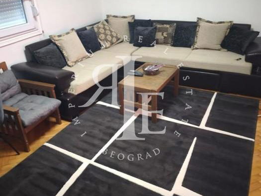 Stan Prodaja Beograd Karaburma 60 m2