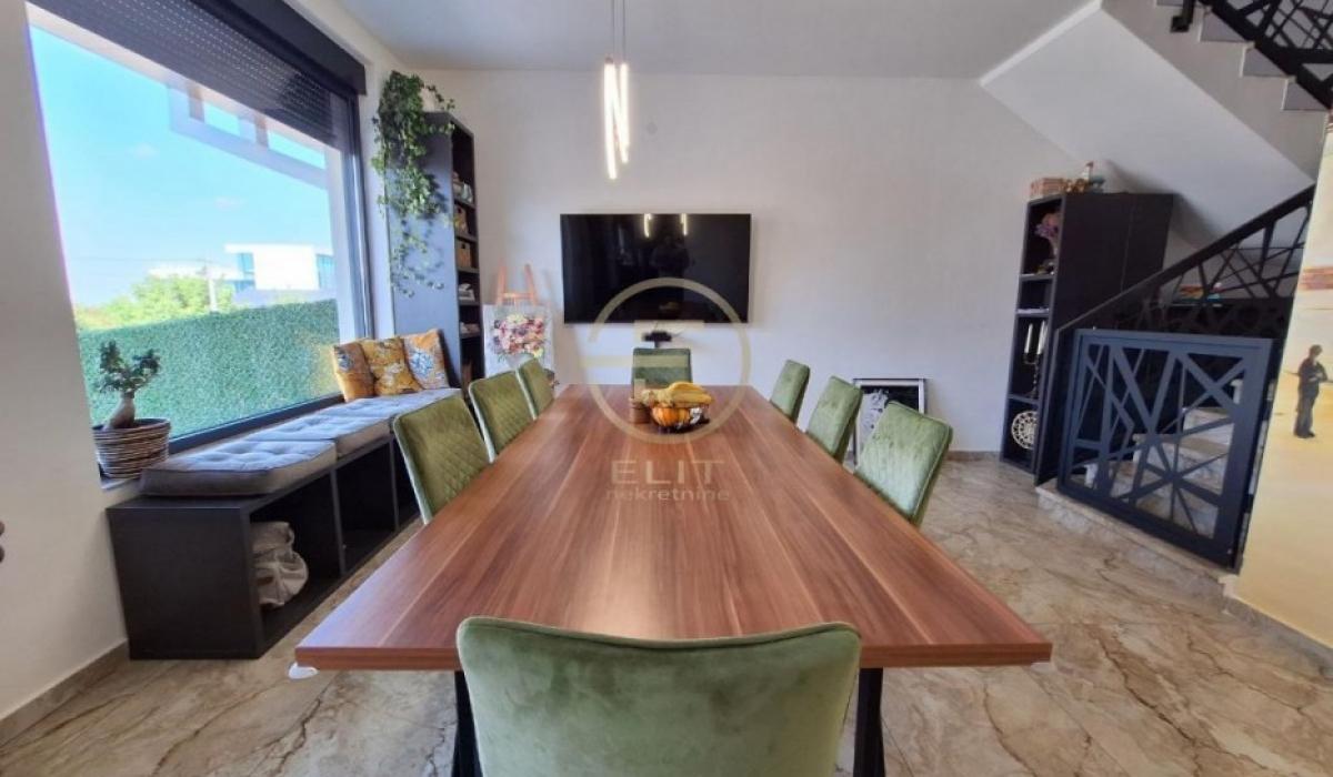 prodaja-kuca-DH7ol0ZhIT Stan Prodaja Novi Sad 145 m2