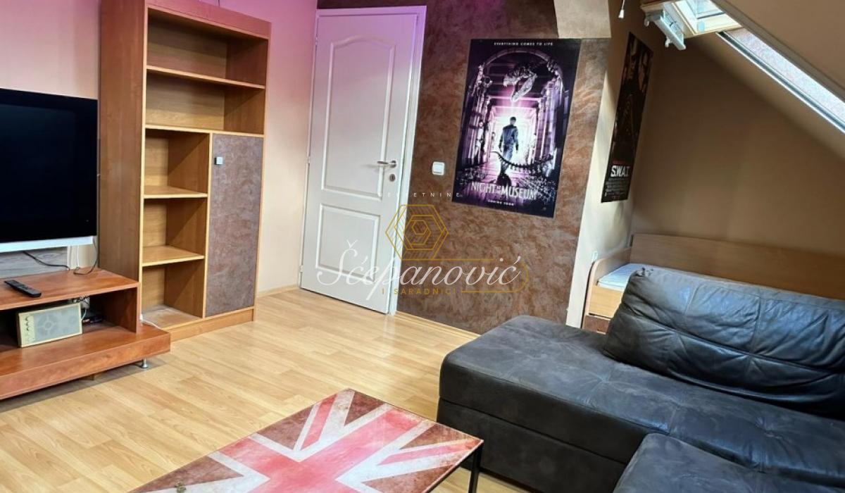 Petosoban stan na prodaju, Temerin – Centar, Temerin, 193m², 170.000 €