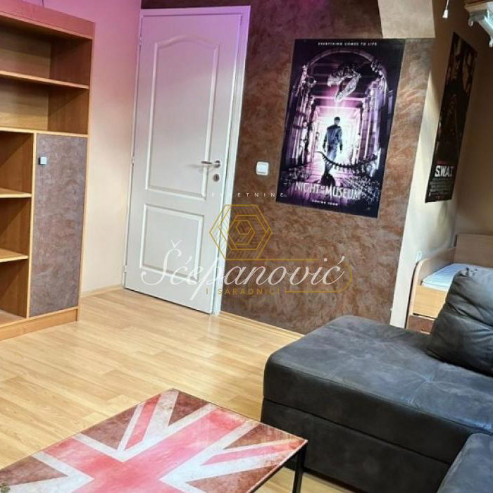 Petosoban stan na prodaju, Temerin – Centar, Temerin, 193m², 170.000 €