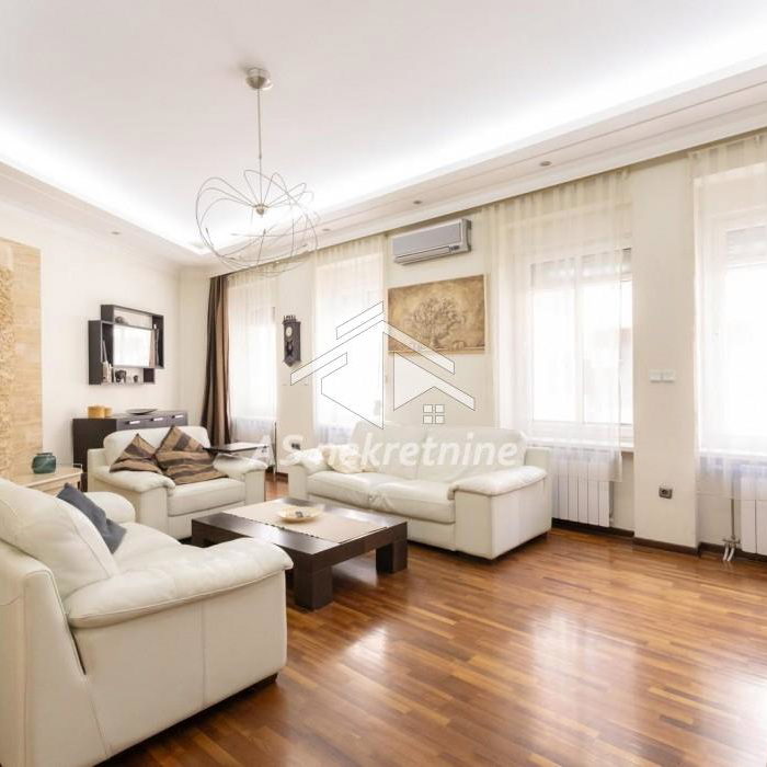 Stan Izdavanje Beograd Obilićev Venac 140 m2