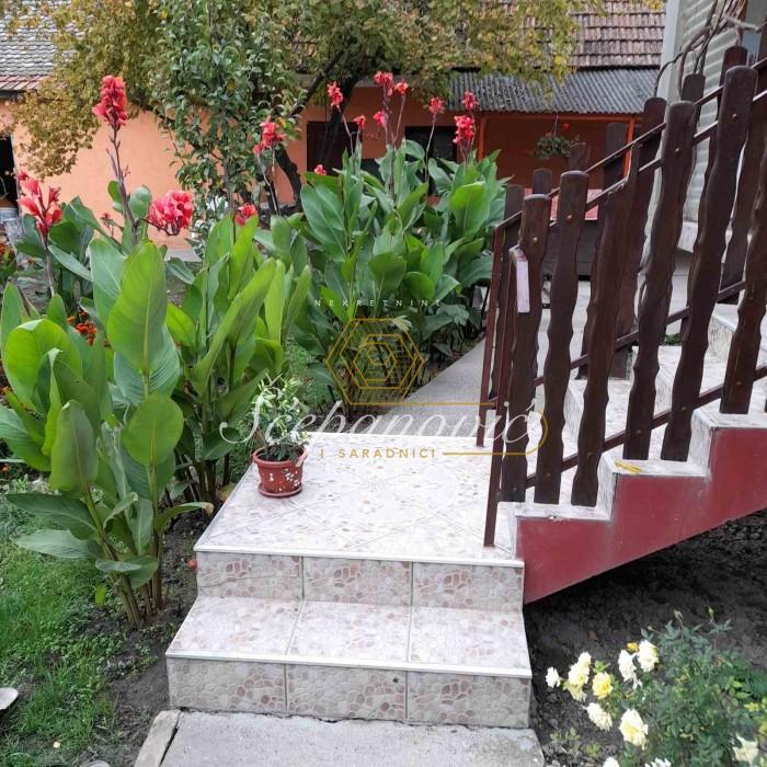 prodaja-kuca-JqOc1escBu Kuća na prodaju, Centar, Vrbas, 200m², 220.000 €