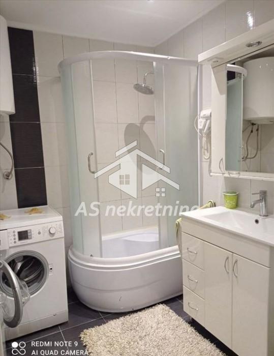 prodaja-kuca-KqaiJg3SC1 Trosoban stan na prodaju, Cvetkova Pijaca, Beograd, 133m², 279.000 €