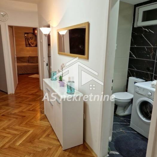 Trosoban stan za izdavanje, Slavija, Beograd, 73m², 1.000 €/mes