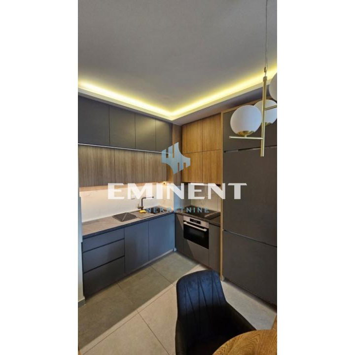 Stan Prodaja Beograd Blok 65 70 m2