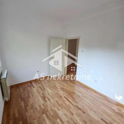 Četvorosoban stan za izdavanje, Dedinje, Beograd, 104m², 1.500 €/mes