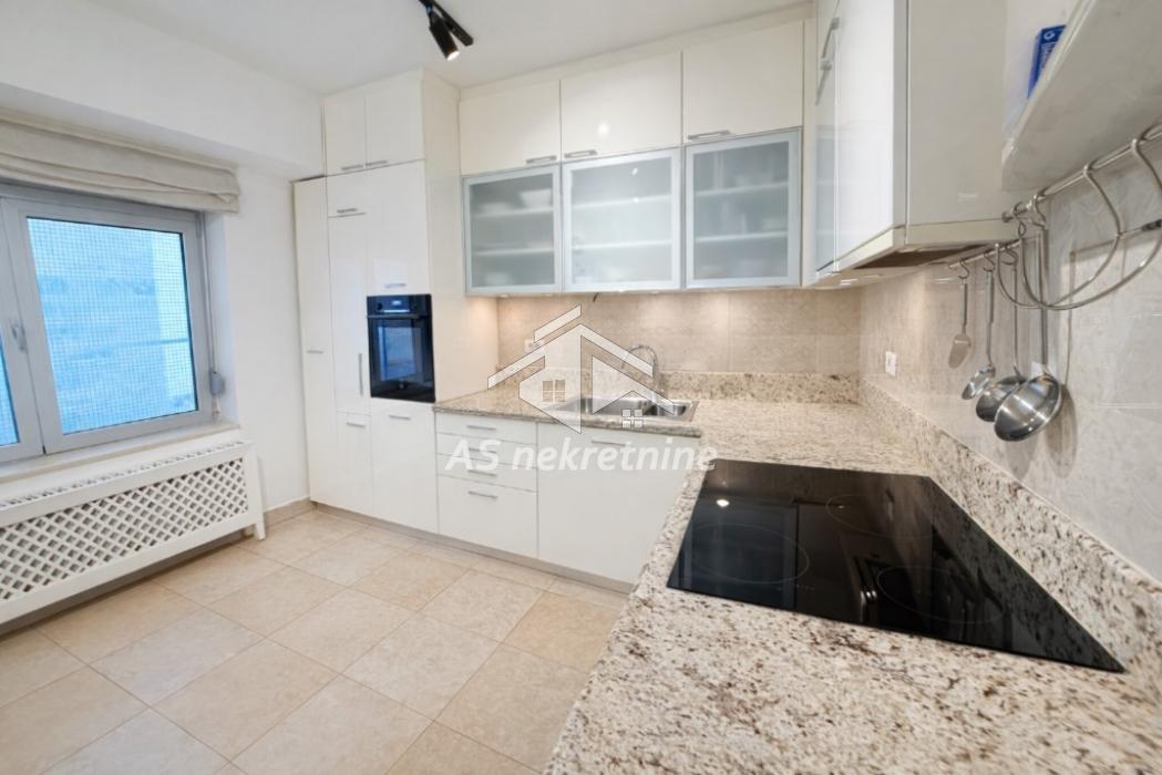prodaja-kuca-OG0qlsaK21 Stan Izdavanje Beograd Hram Svetog Save 100 m2