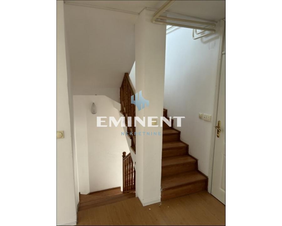 Petosoban stan za izdavanje, Autokomanda, Beograd, 176m², 1.500 €/mes