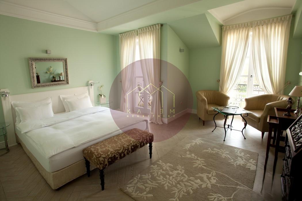 prodaja-kuca-P1VgBXqS5a Lokal na prodaju, Centar, Vrnjačka Banja, 288m², 2.000.000 €