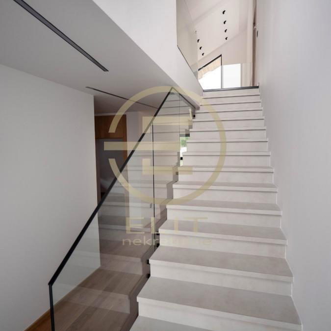 Kuća na prodaju, Veternik, Novi Sad, 143m², 510.000 €