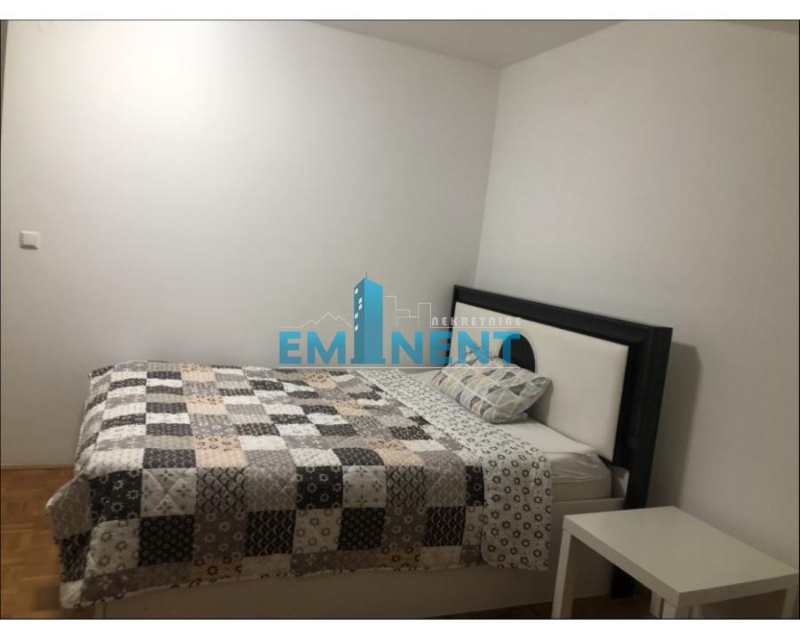 Stan Izdavanje Beograd Blok 61 85 m2