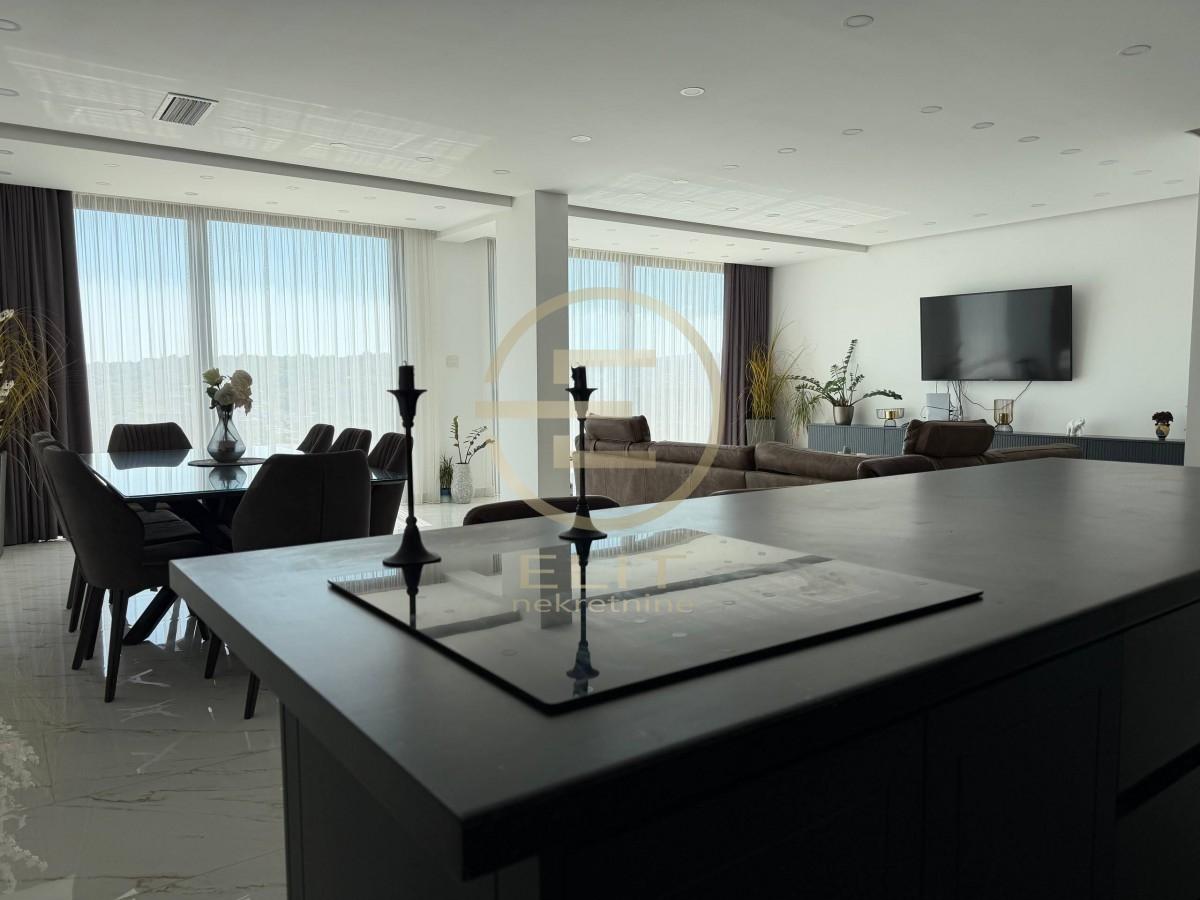 Kuća na prodaju, Sremska Kamenica, Novi Sad, 173m²