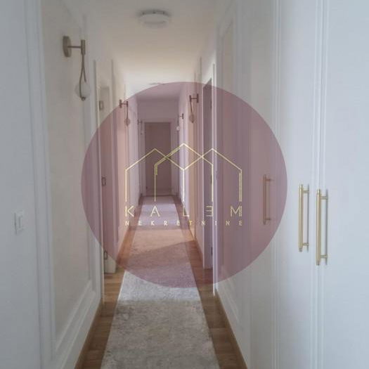 Stan Prodaja Beograd  140 m2