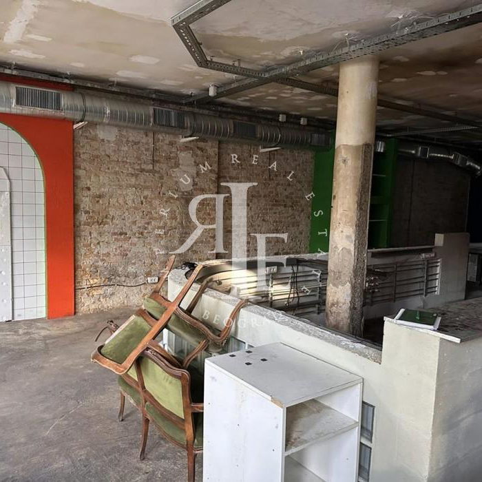 Lokal Izdavanje Beograd Cara Dušana 88 m2