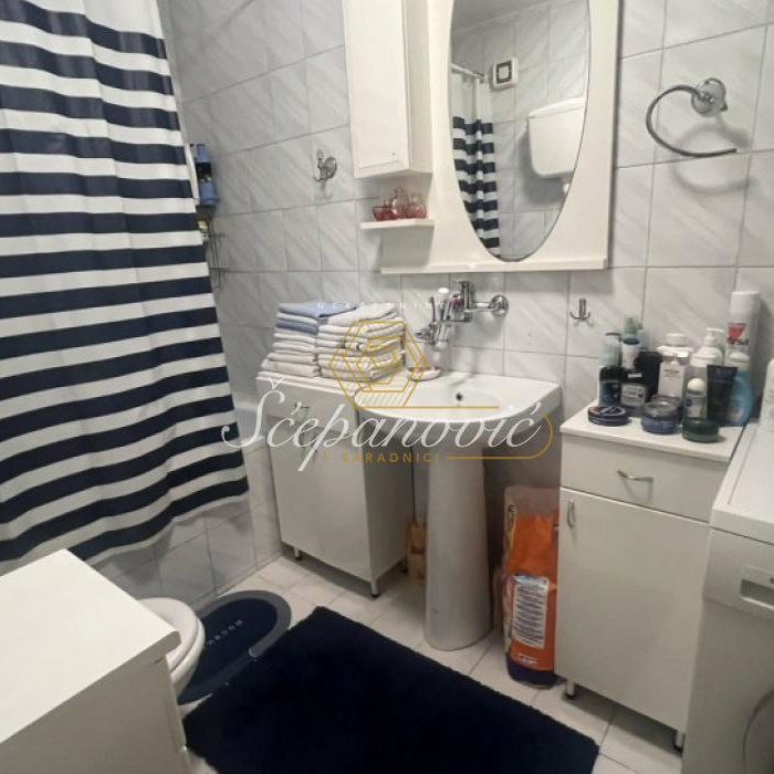 Stan Prodaja Novi Sad  85 m2