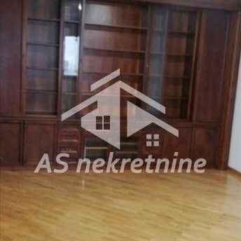 Stan Izdavanje Beograd Slavija 130 m2